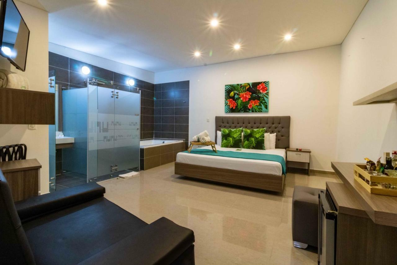 Lleras Green Hotel Medellin Exterior photo